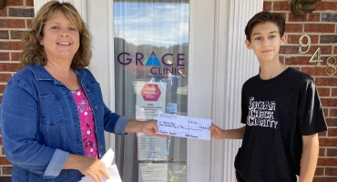 Grace Clinic of Yadkin Valley Receives Check